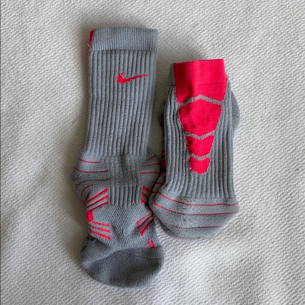 Nike Elites